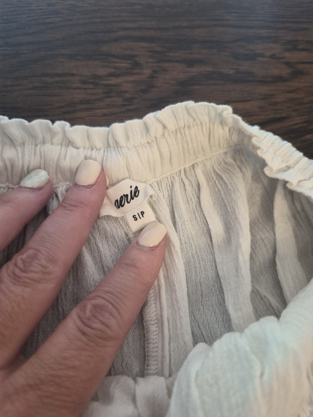 aerie Cream Elastic Waist Gauze Shorts - Picture 2 of 3